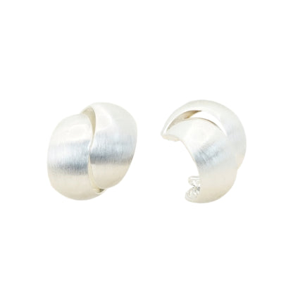 Brushed silver interlaced hoops